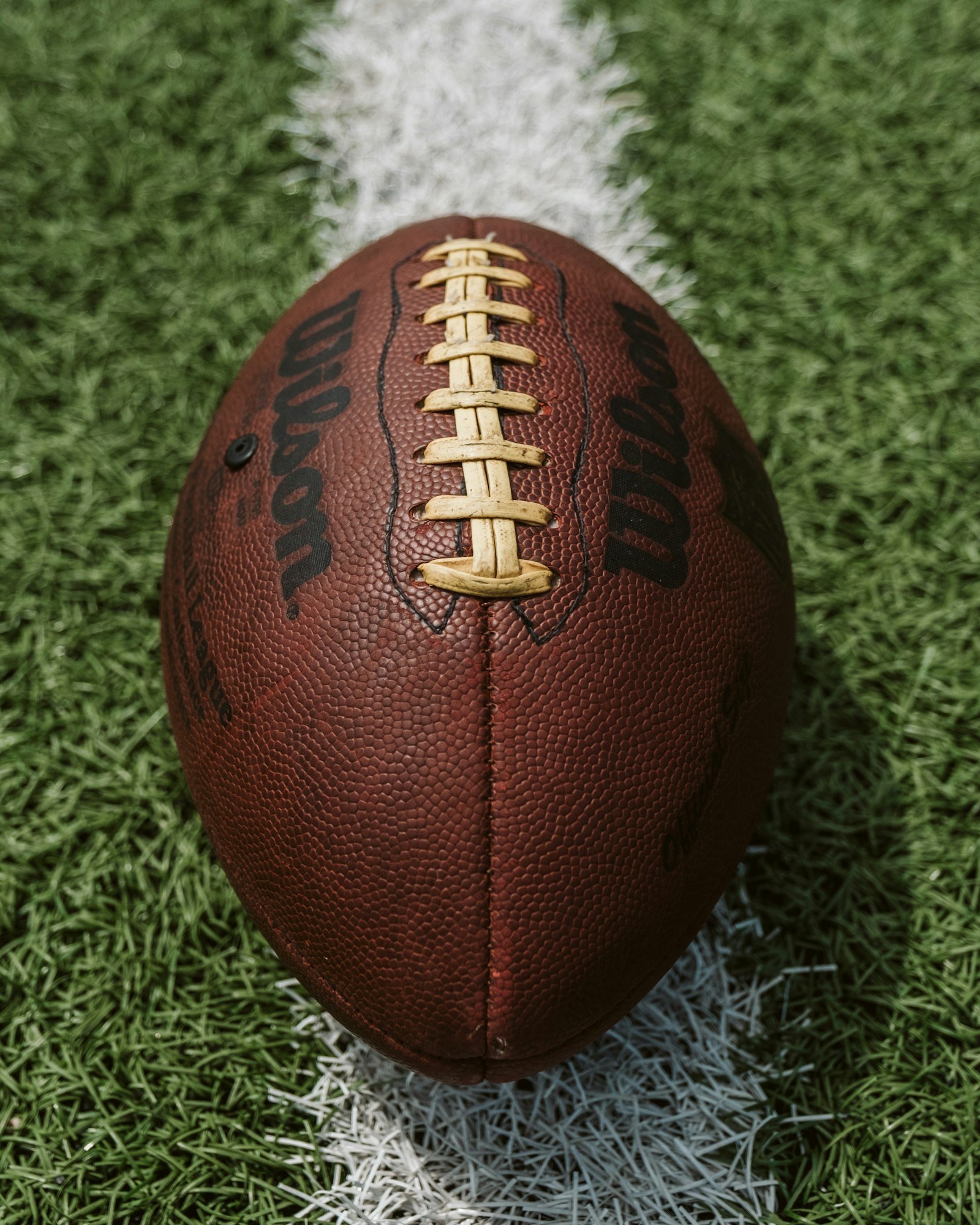 Dynasty Buy-Low, Sell-High Guide: Trade Strategy That Works